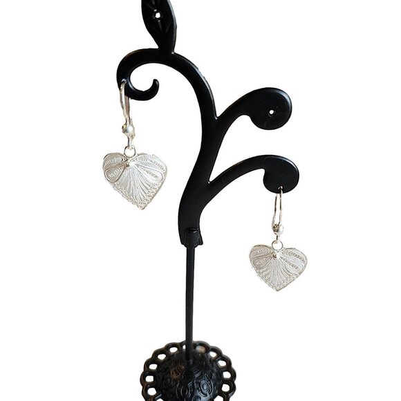 Sterling Silver Filigree Heart Design Earrings. 1". 2.9 gms. New - Picture 1 of 2